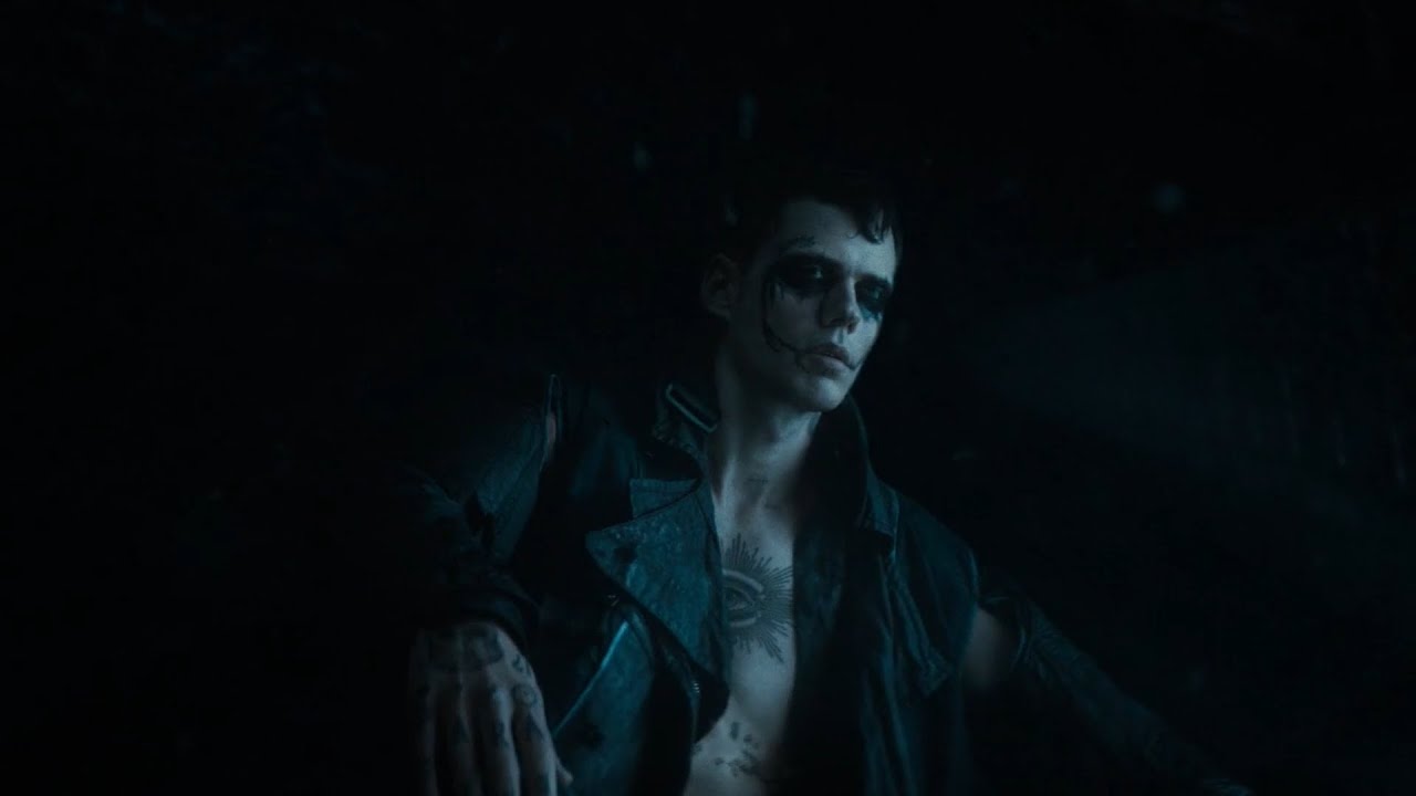 Eric Draven (Bill Skarsgard) || Black Sea