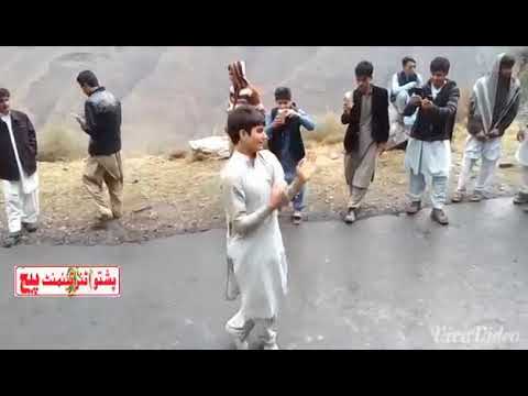 Best Pushtoon Boy Dancing At Malakand 