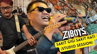 Download Lagu ZIBOYS - SAKIT GIGI SAKIT HATI | Studio Session Download Lagu ZIBOYS - SAKIT GIGI SAKIT HATI | Studio Session