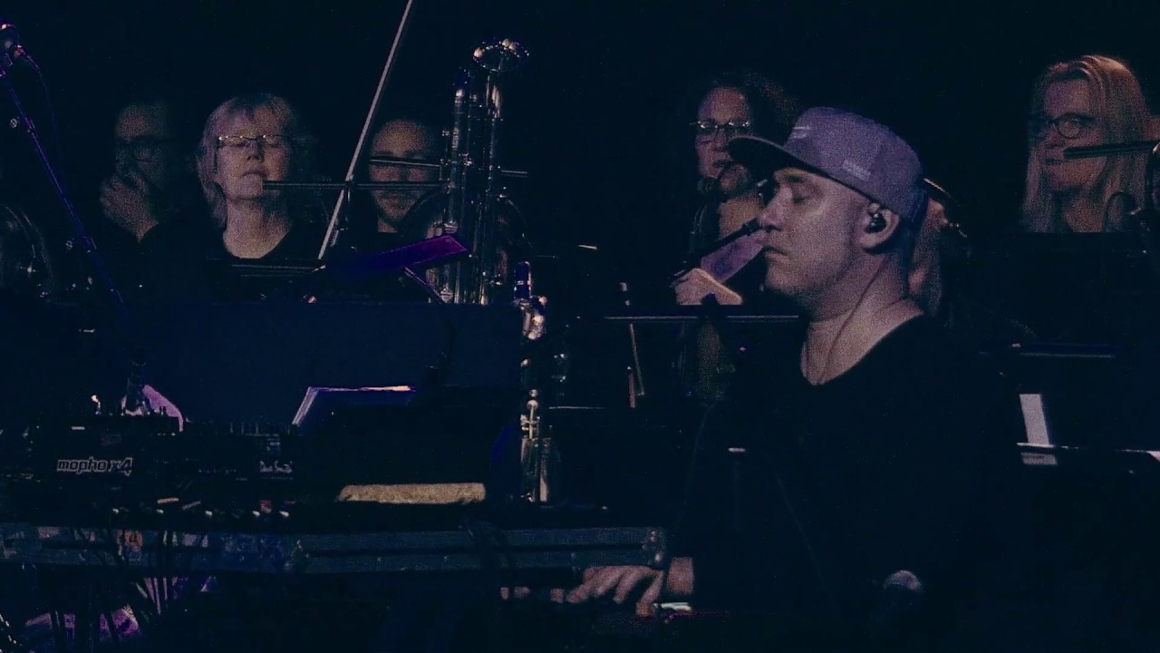 SOHN - Harbour (Live with the Metropole Orkest) adlı videoyu YouTube'da izle SOHN - Harbour (Live with the Metropole Orkest) adlı videoyu YouTube'da izle