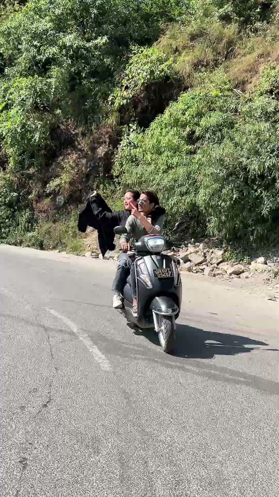 long drive ? #suhailabbasi500 #love #sanayaa_sameer_24 #yutubeshort #viralvideo #sameerabbasi500 ￼
