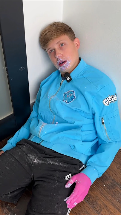 GIANT FREEZE DRIED COTTON CANDY FAIL😱 #mukbang #asmr #satisfying #freezedried #candy #experiment