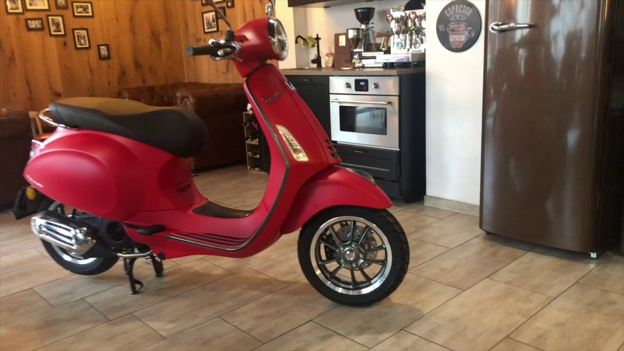 Vespa Primavera Sport 125 iGet ABS 12 Zoll mattrot