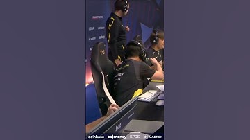 s1mple 1V3 AWP Clutch vs Vitality on Mirage | Blast Premier Fall Groups