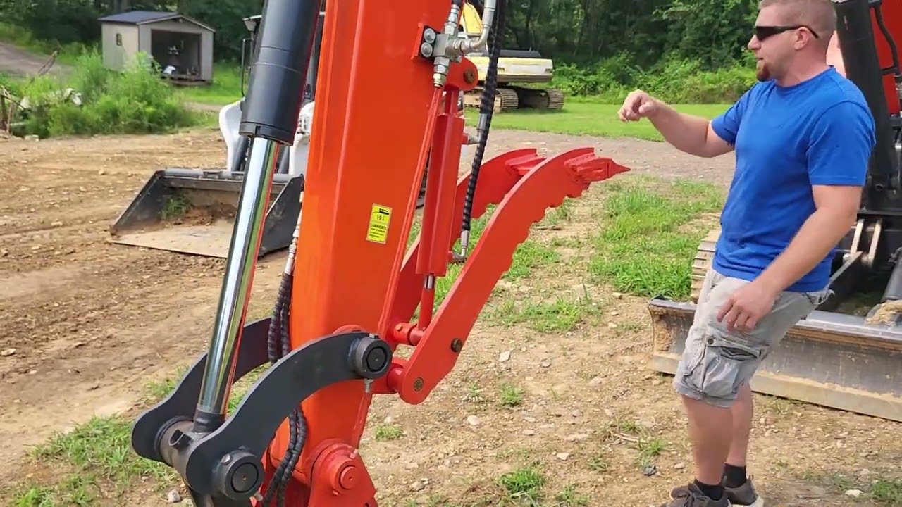 GroundHog vs Bobcat: What to Expect When Purchasing a New Machine