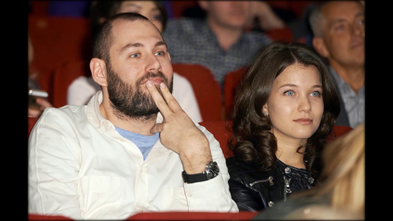 Семен слепаков женат. Семен слепаков жена. Семён слепаков и карина слепакова. Семен слепаков жена. Слепаков изменял жене.