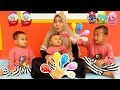 Surprise JUMBO EEGS & KINDER JOY Dalam Balon Polkadot 💗 BALLOON FINGER FAMILY SONG 💗 3G FC Channel