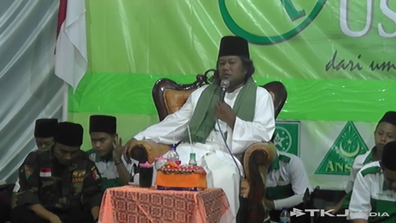 NGAJI BARENG GUS MUS (KH. AHMAD MUSTOFA BISRI) DI ALUN-ALUN WONOGIRI|pengajian Gus Mus Di Wonogiri