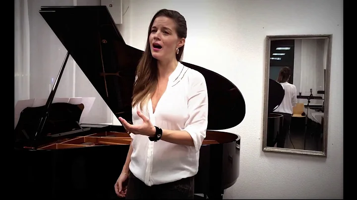 Anna Kovach sings Loreley from Franz Liszt