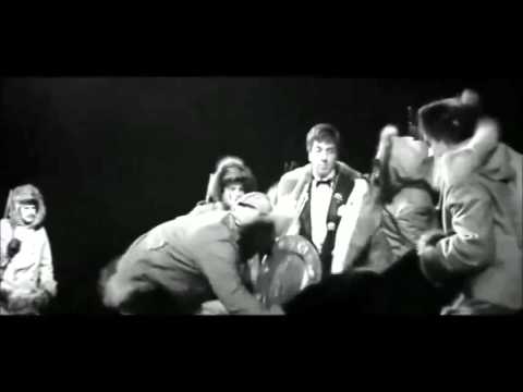 остап бендер золотой теленок. бранзулетка остап бендер. бранзулетка остап бендер. золотой теленок финал. остап бендер и румынские пограничники.