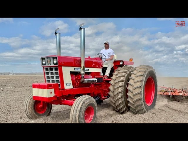【木吉】Sadi, Blood Harvester V8 INTERNATIONAL 1468 Tractor Field Cultivating - YouTube