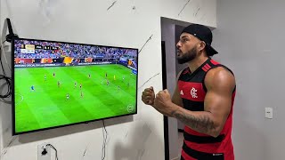 Comemorando A Vitória Do Flamengo De Saveiro
