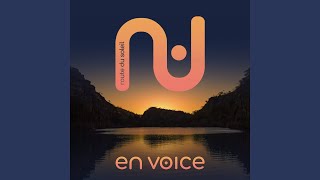 Dancing on the Moon - En Voice