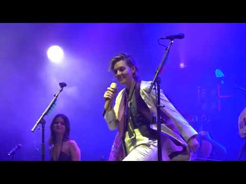 If She Ever Leaves Me - Brandi Carlile & friends