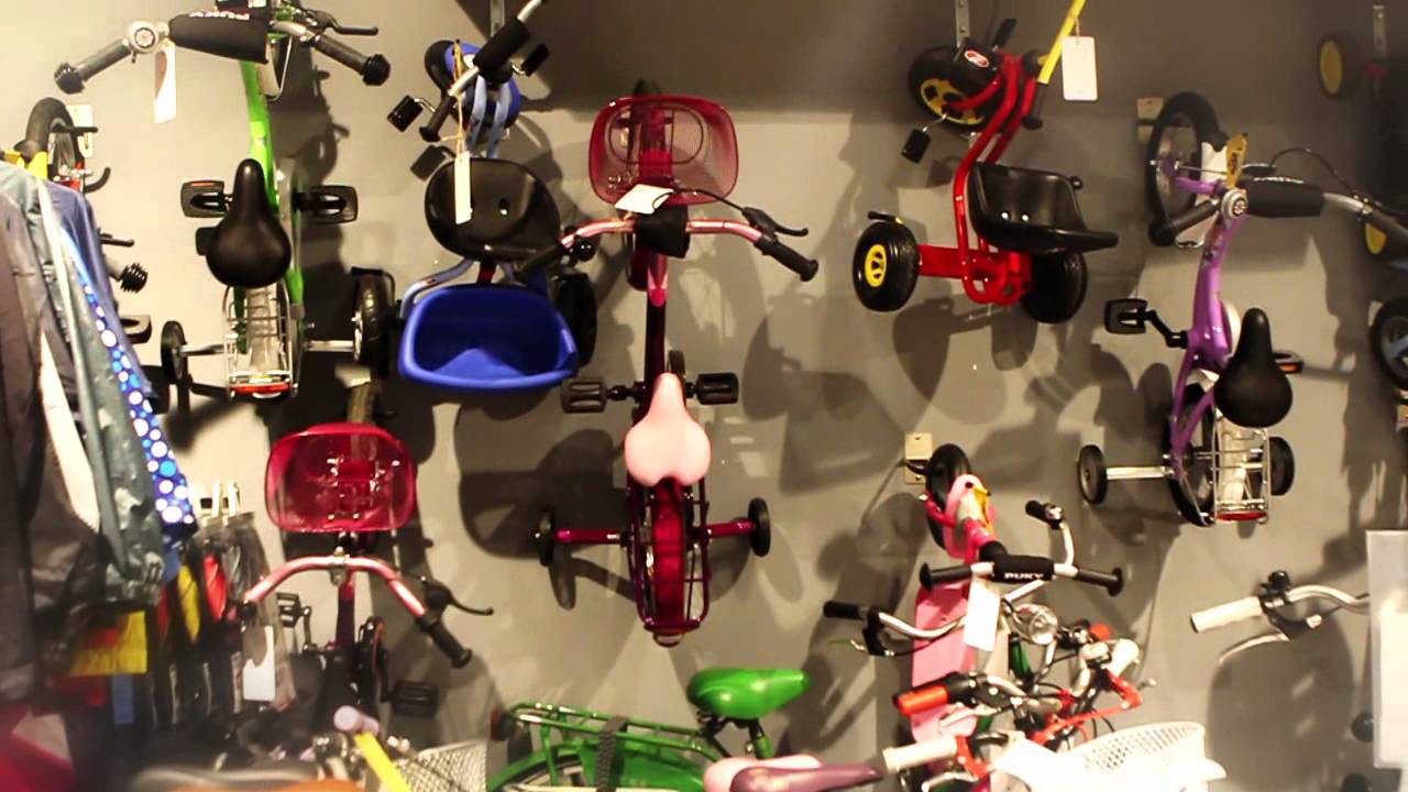 Batavus Premium dealer Voogt Tweewielers (656) - YouTube