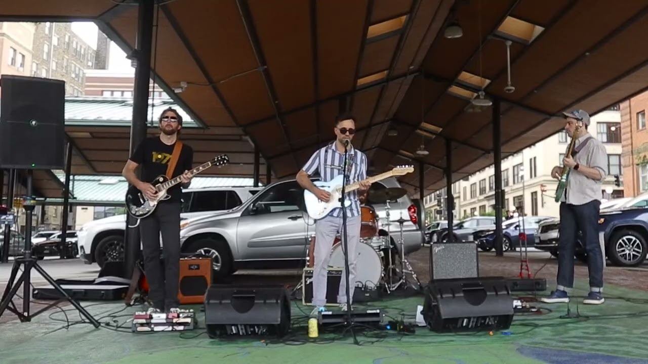 Ancient Waves - Apples N Pears (live)