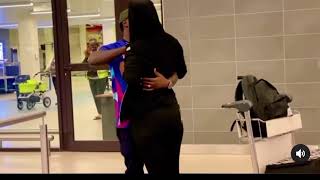 Masanja Mkandamizaji Alivyopokelewa na Mke Wake Akitokea USA kwa Furaha.