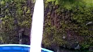 Video Wanita Mandi Di Air Pancuran Pegunungan ,Putih Dan Mulus Banget..