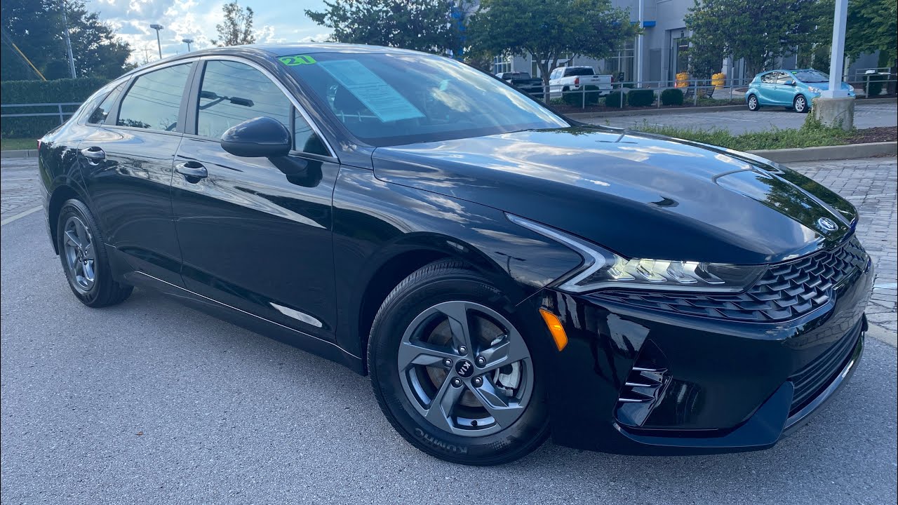 Тест-драйв и обзор Kia K5 LX 1.6T 2021 года от первого лица