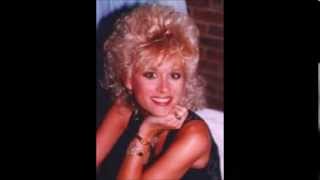 Watch Lorrie Morgan In For Rain video