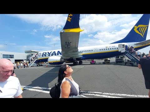 Newcastle to Fuerteventura Travel Day, LET'S GO FLYING!