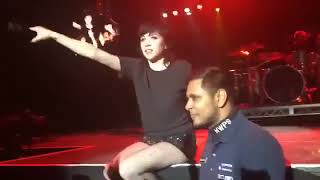 FUNNY VIDEO Call me maybe  Security version  Can't stop laughing =