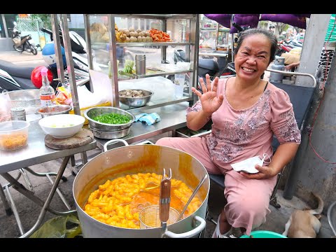 Video Bà chủ bánh canh 300k nổi nóng với vị khách mua tô 50k - youtube