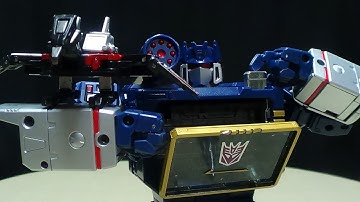 MP-13 Masterpiece SOUNDWAVE w/ LASERBEAK: EmGo