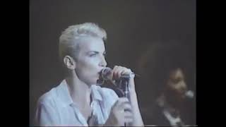 Eurythmics - Sweet Dreams (Are Made Of This) Live