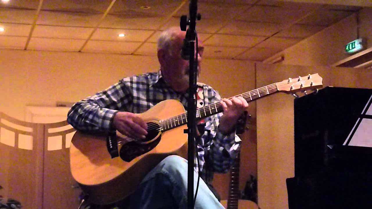 P1080890 Cliff Price -  Albatross