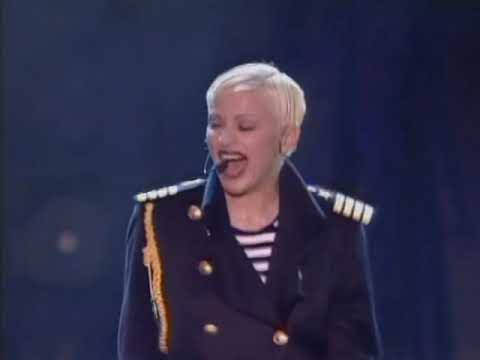 Madonna - Holiday (Live The Girlie Show Sydney) HD