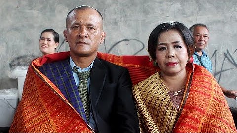 SULANG-SULANG PAHOMPU H.SITOHANG BORU OMPUSUNGGU PART 2