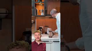 В нашей студии на Арбатской вы можете увидеть вариант исполнения скрытого фартука.