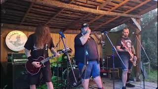 System Shutdown - Špatná Společnost (live)