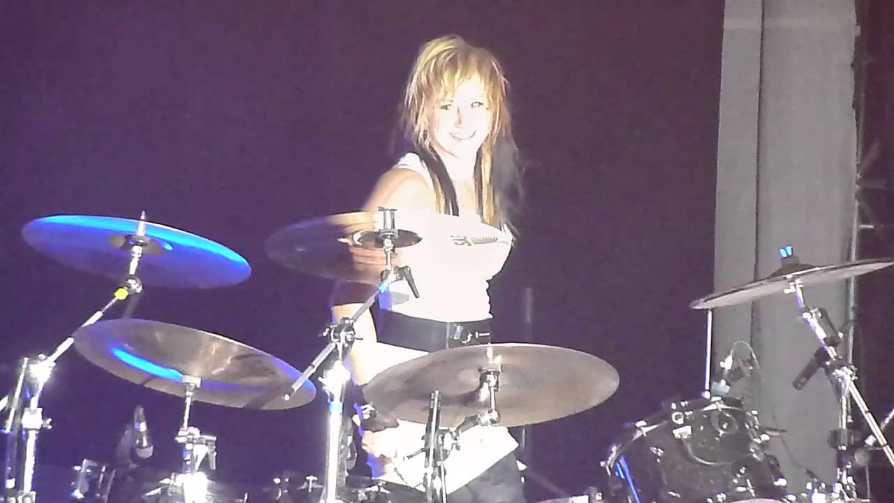 Soulfest 2011 Skillet, Jen Ledger's Drum Solo YouTube