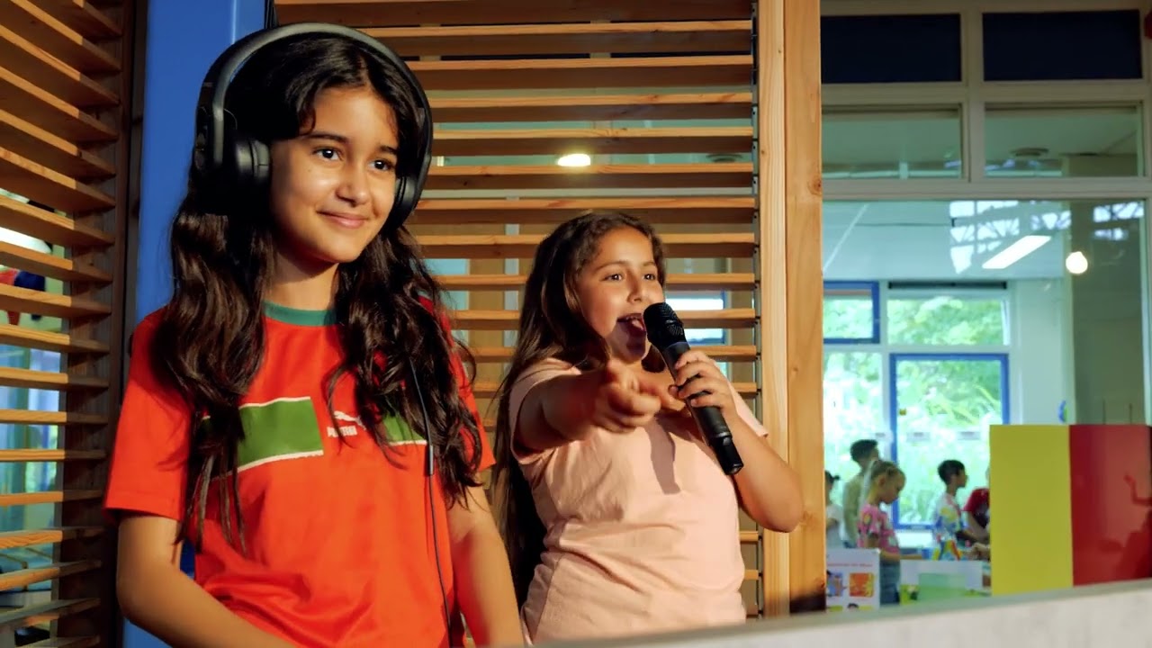 OBS 't Palet videoclip schoollied