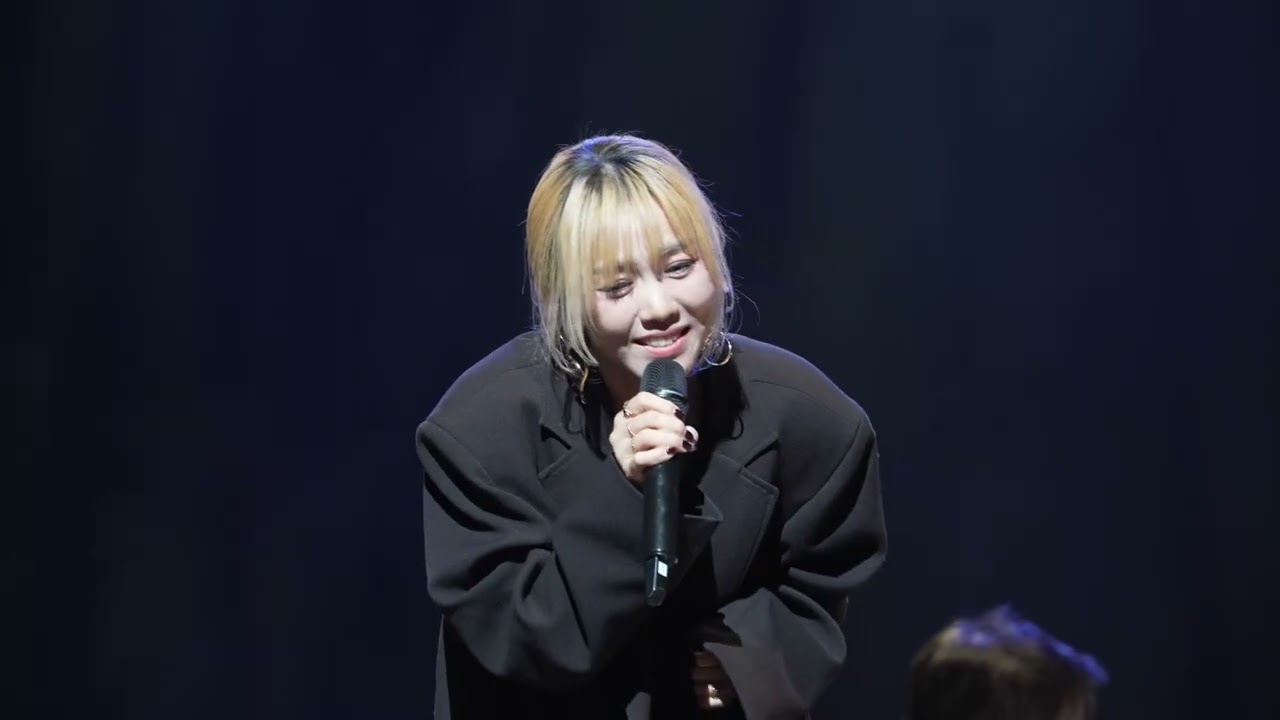 [8K] 소향 Sohyang - Oh Holy Night(소향과 함꼐하는 KNN방송교향악단 송년음악회, 20251207)