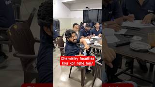 eSaral Teachers क्या कर रहे हैं 😱 Shocking Reason 😳 | JEE Advanced 2026 #shorts #esaral #iit #jee