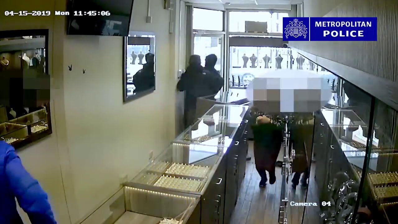 FAIL Burglars Attempt to Escape but get Locked Inside Store YouTube