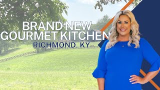 This home has everything you could possible need and want... both inside and outside!