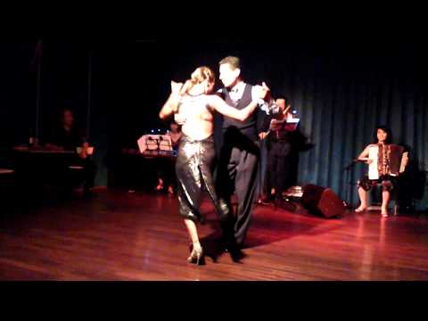 Trío los Fandangos. Tango Argentino. Sofia y Carlos. Fukuoka