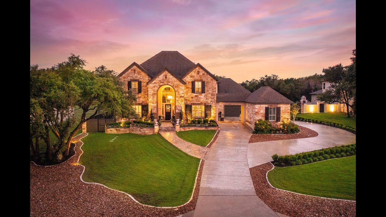 2MB - 5641 Copper Creek, New Braunfels, TX 78132 presented by Gayla and Steve Watley