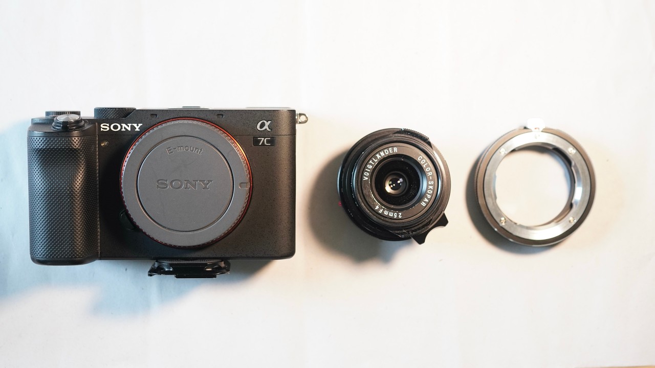 What the Voigtländer 25mm f/4 Feels Like on Sony