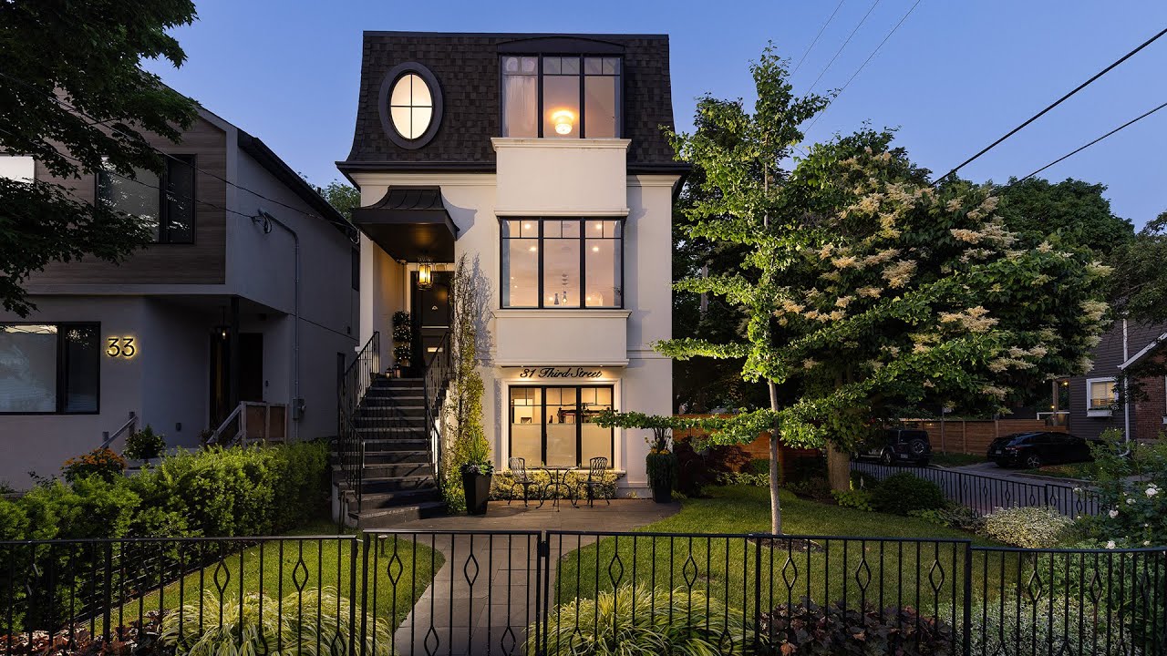 31 Third Street, Etobicoke