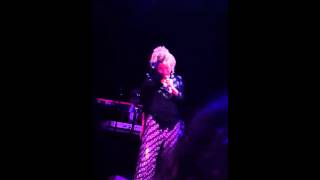 Nneka-"Kangpe" Live at the Troubadour in Los Angeles, 3/11/12