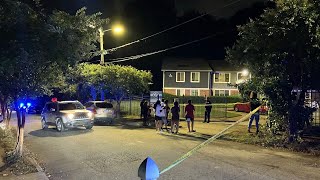 3 teens, 1 child shot at southeast Atlanta apartment complex, police say