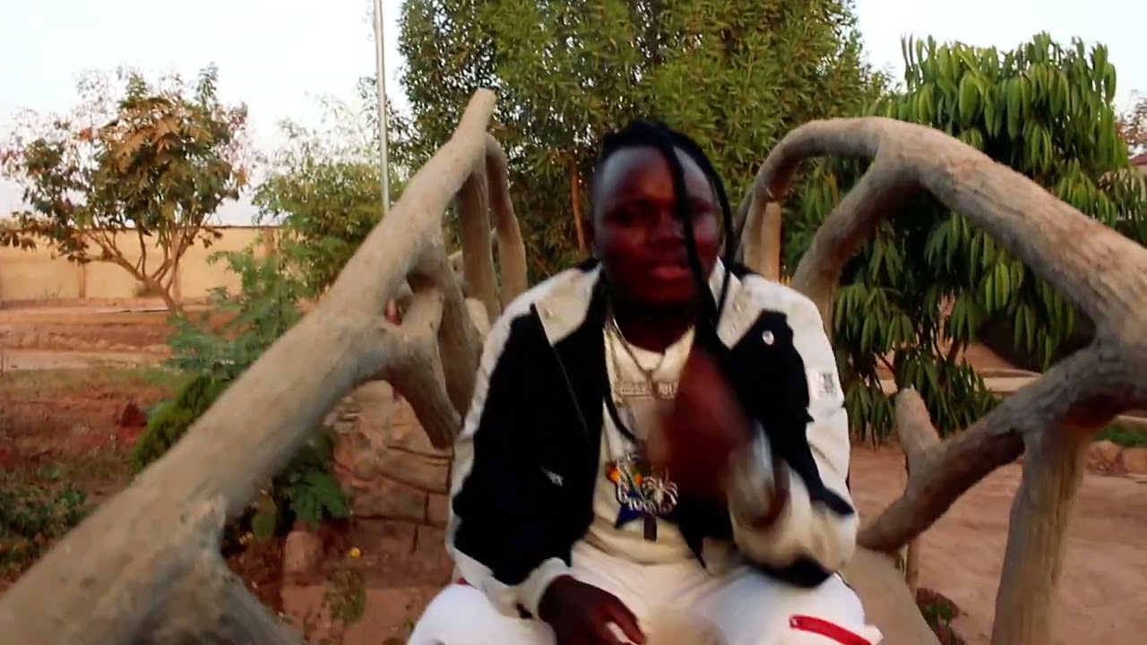 LADEROUTE '' BISSA TÔ BADARÊ'' (clip vidéo officiel)