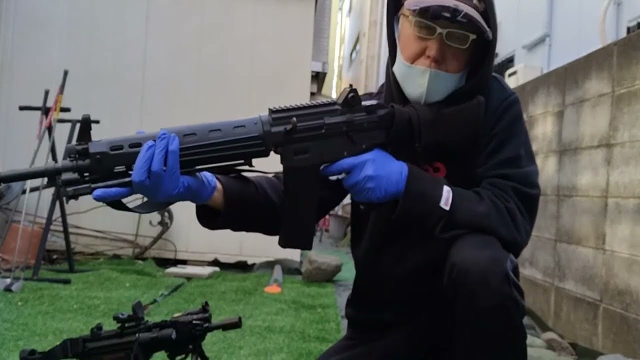 庭が 射撃場 89式 MP5