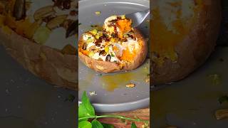 7 Minute Sweet Potato Dinner! #cookingforone #solomeal #quickdinner #loadedpotato