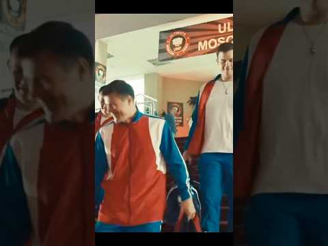 Тренер поймал на боях без правил Название:Телохранители #кино #рекомендации #сериал #фильм